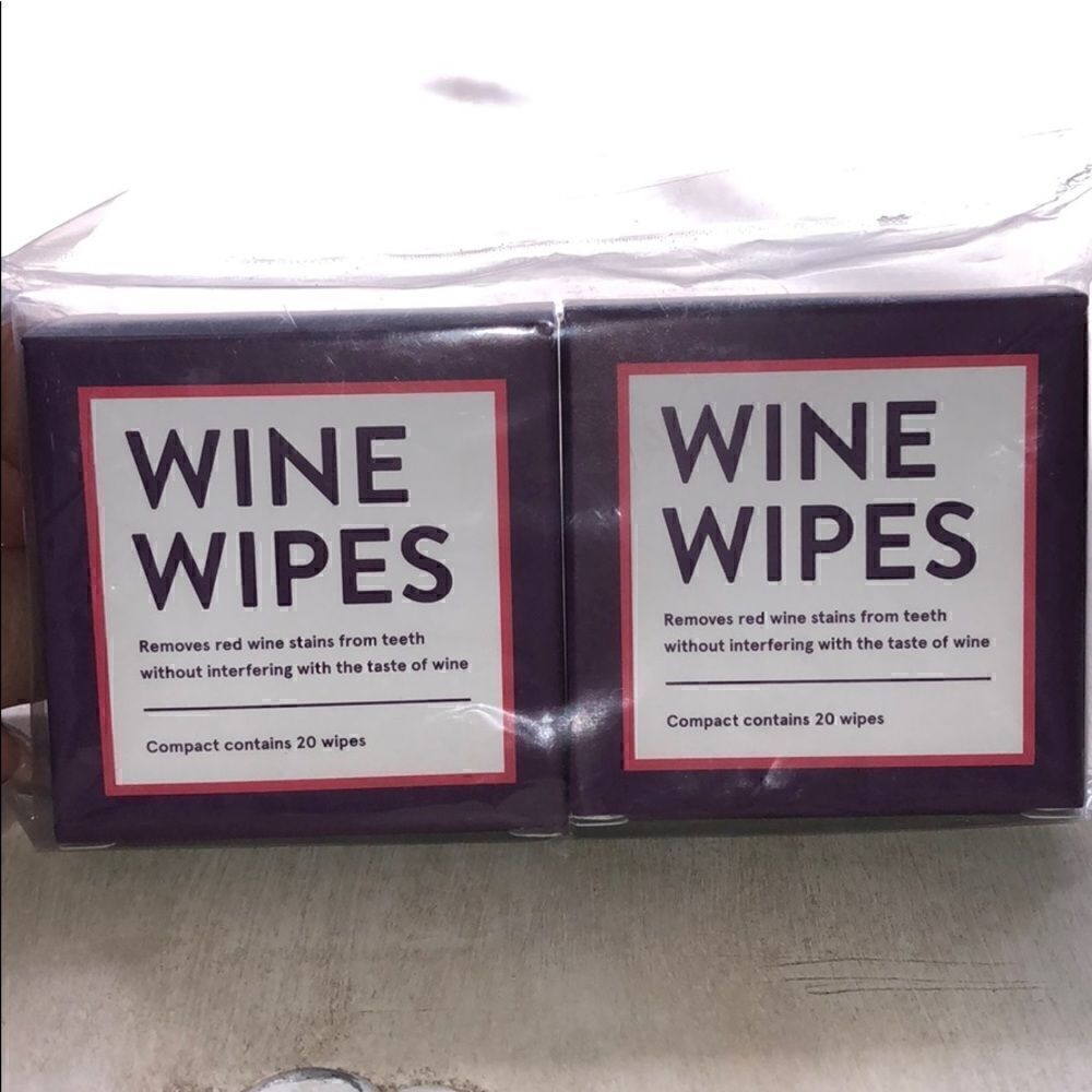 NIB Wine Wipes for teeth two pack